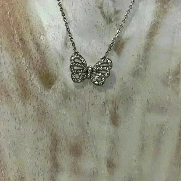 Swarovski butterfly necklace - Picture 1 of 4